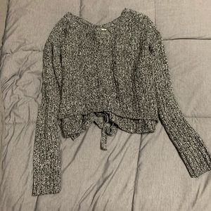 🌸Hollister oversized sweater w/ crisscross back